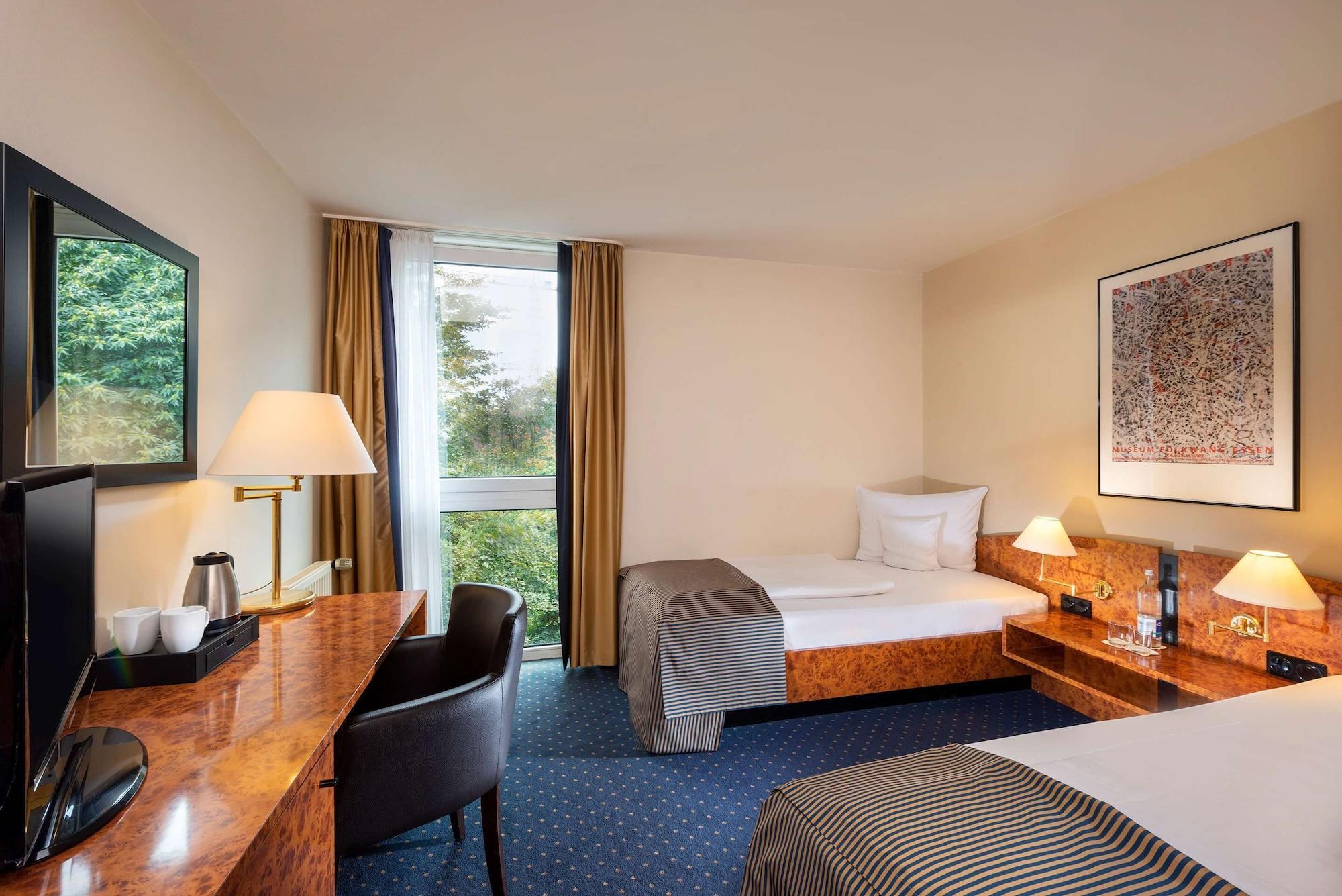 Essential By Dorint Essen Hotel Exterior photo